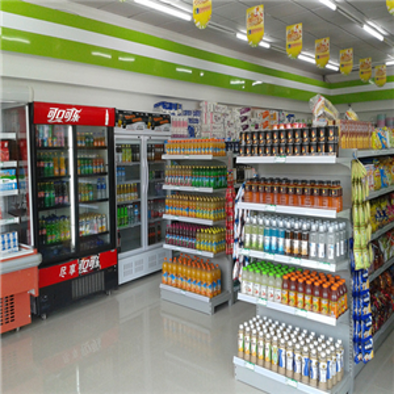 24小时便利店:夜的守护者